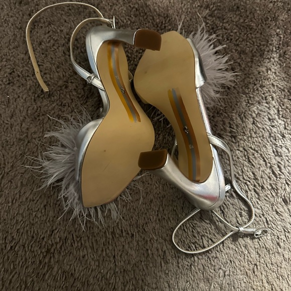 Sam Edelman Leon silver sandal - Picture 5 of 5